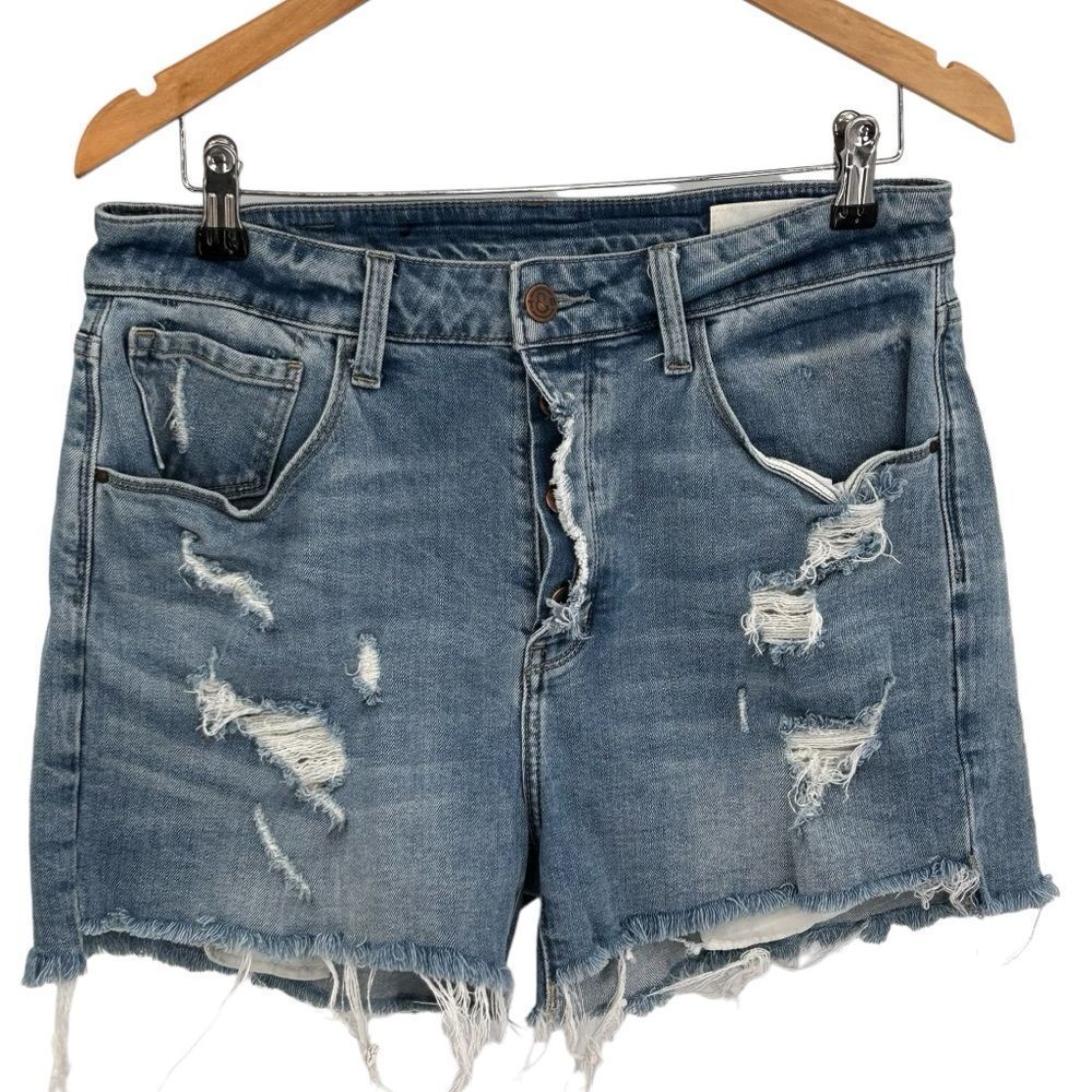 Treasure and Bond distressed high rise boyfriend shorts size 30